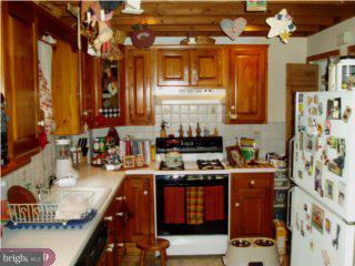 76 Marshall Road Lansdowne, PA 19050 - Photo 4 of 6 Gallery Image 4