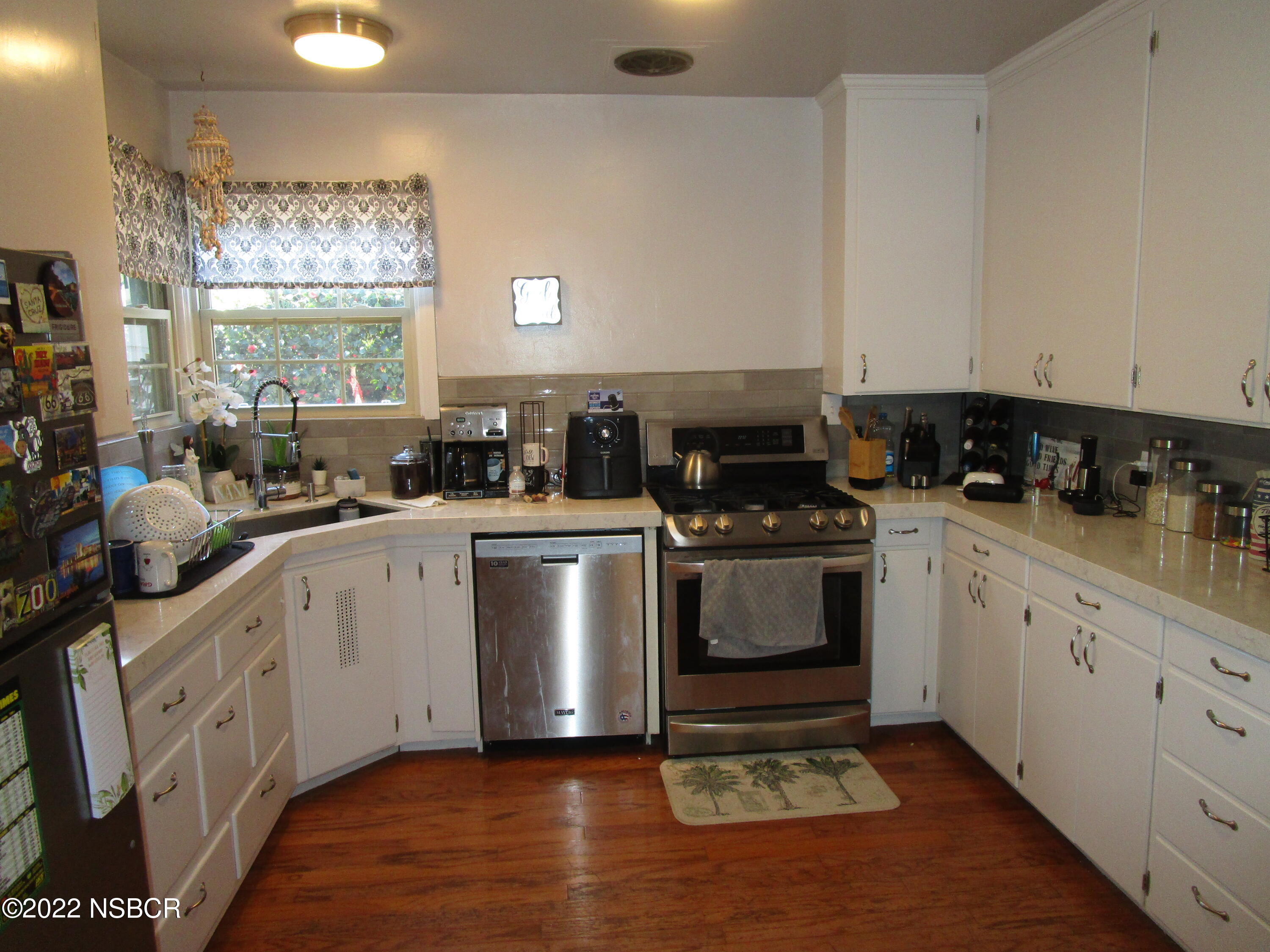 314 South I Street Lompoc, CA 93436 - Photo 11 of 60 Kitchen