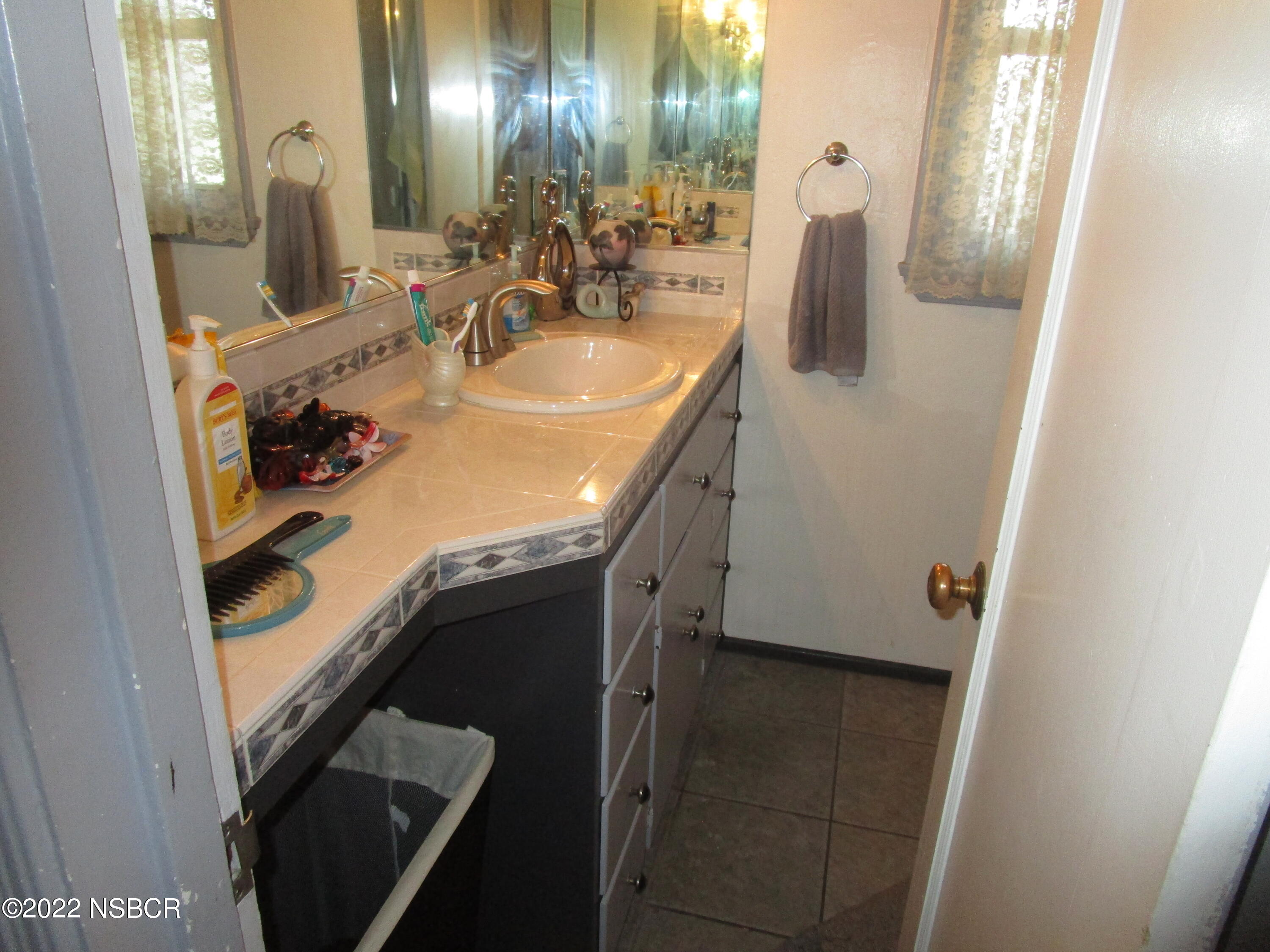 314 South I Street Lompoc, CA 93436 - Photo 27 of 60 Bathroom 1