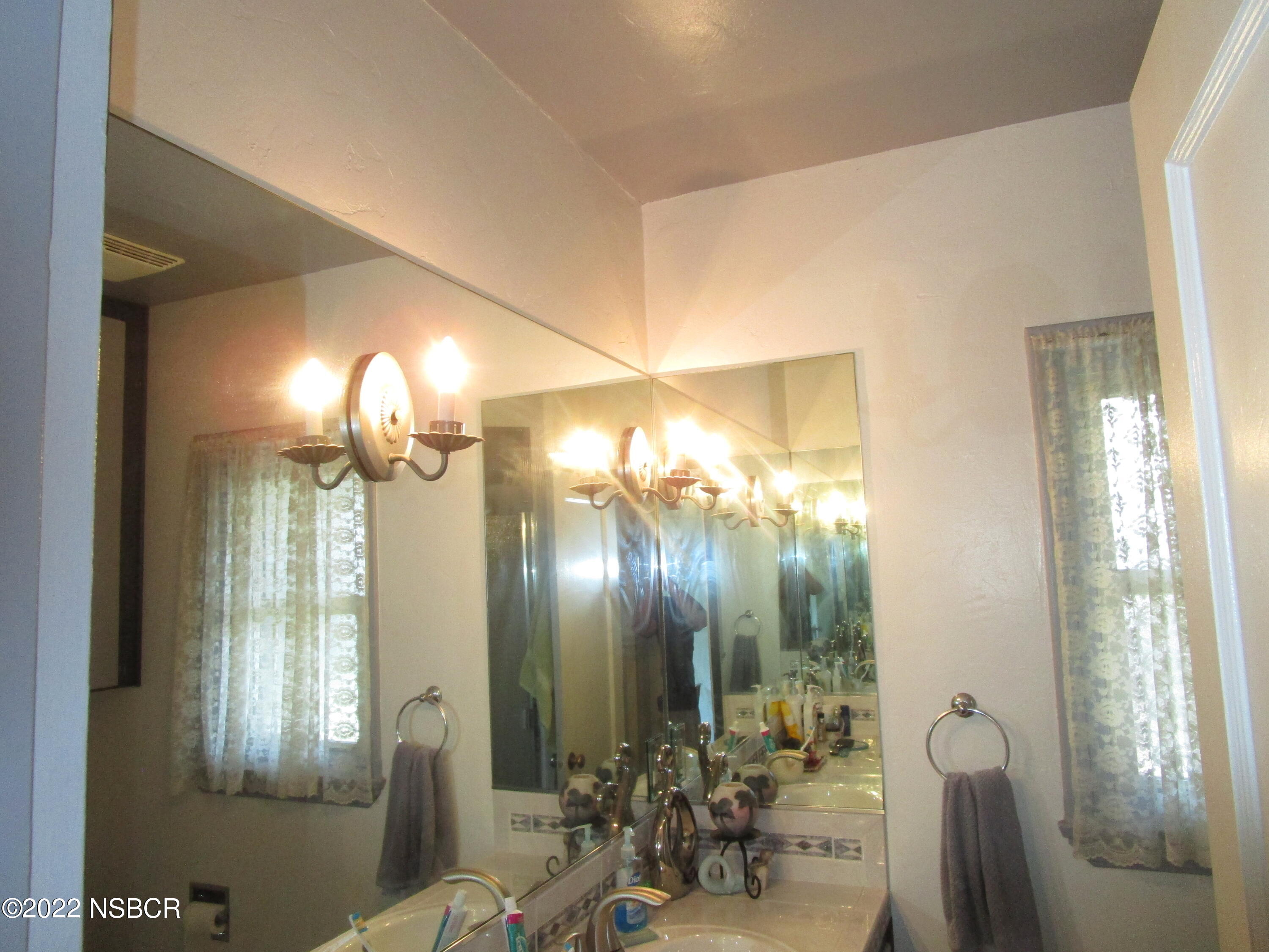 314 South I Street Lompoc, CA 93436 - Photo 28 of 60 Bathroom 1