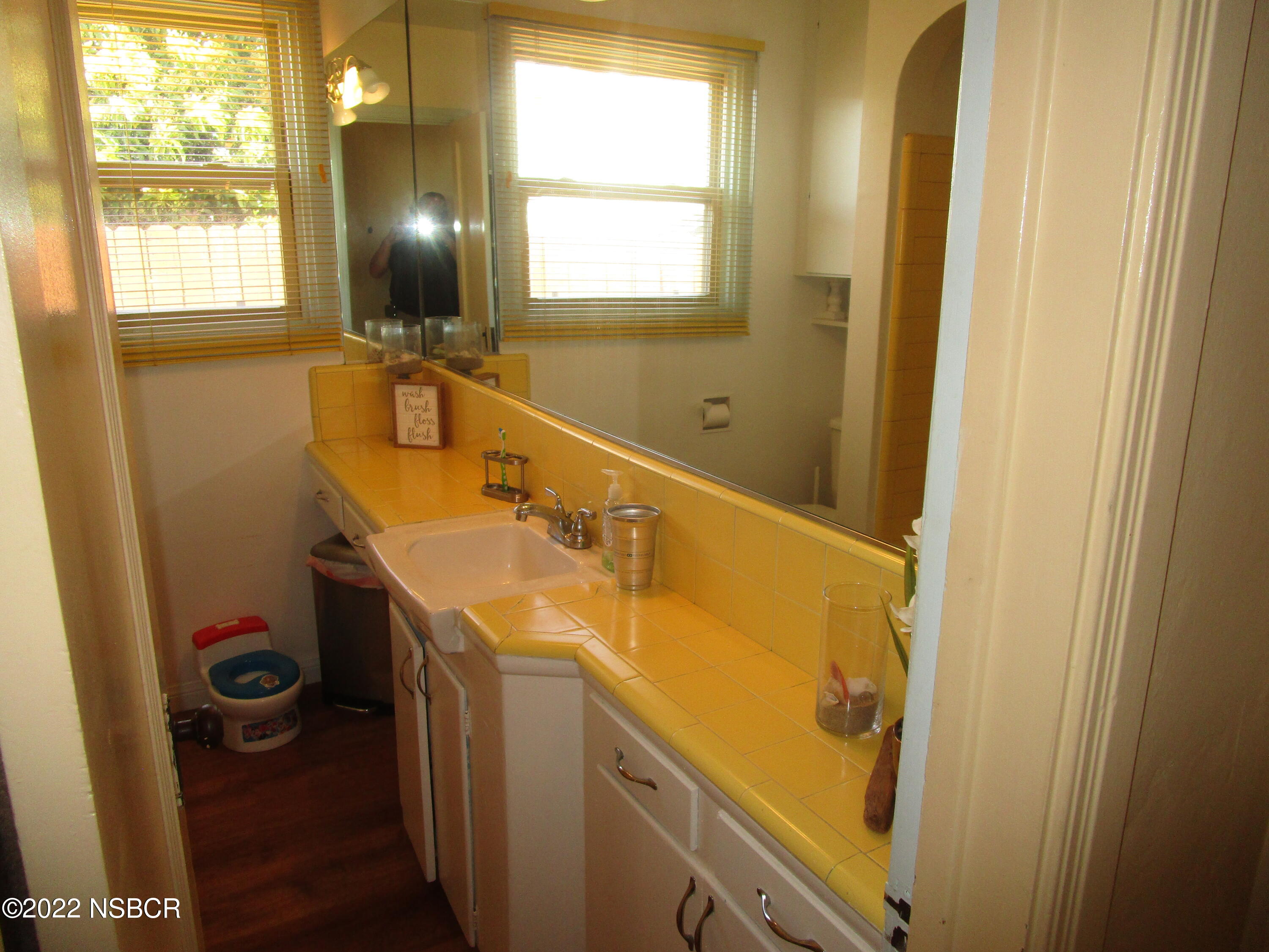 314 South I Street Lompoc, CA 93436 - Photo 30 of 60 Bathroom 2