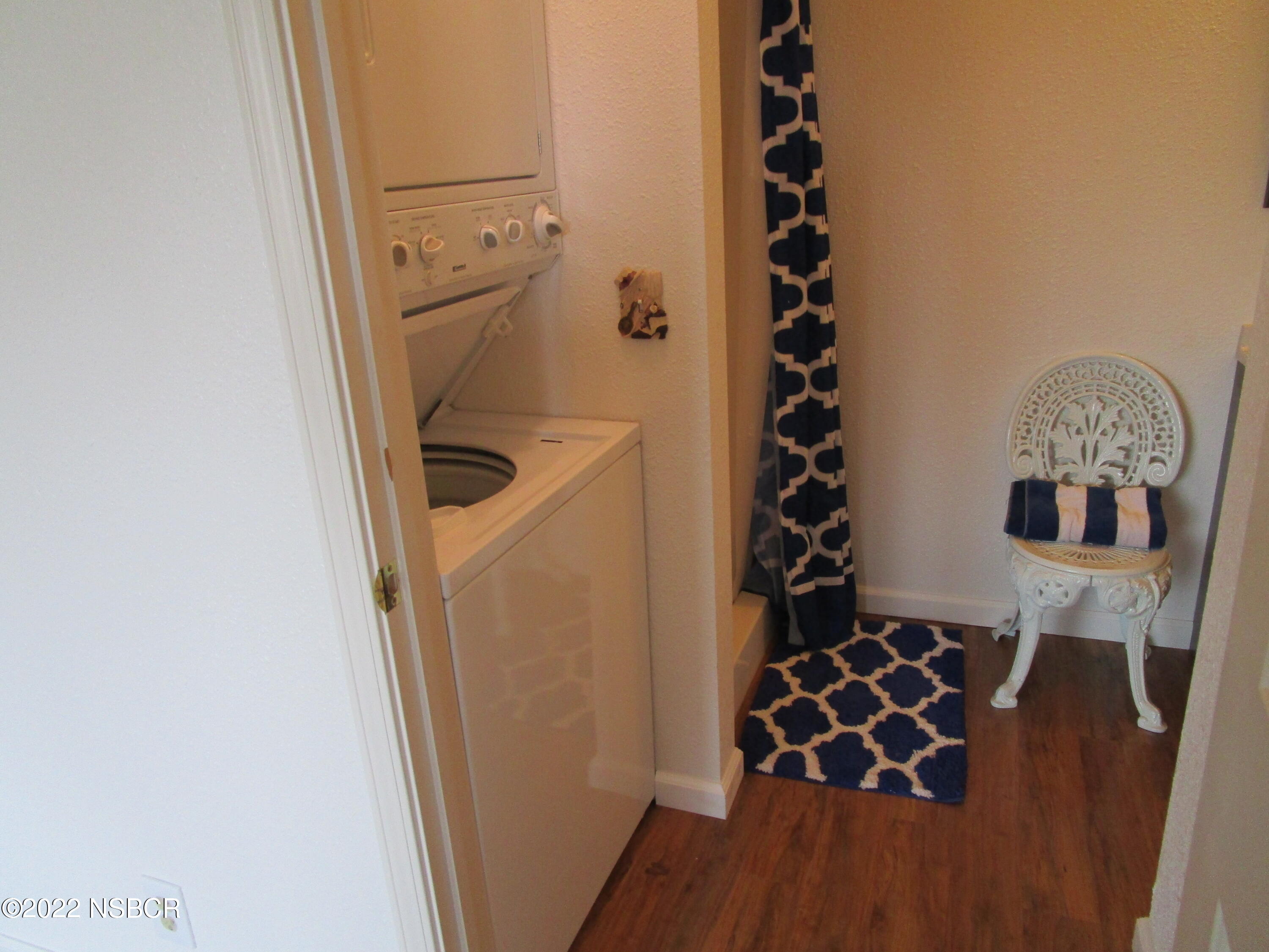 314 South I Street Lompoc, CA 93436 - Photo 43 of 60 Laundry/Bathroom Unit B