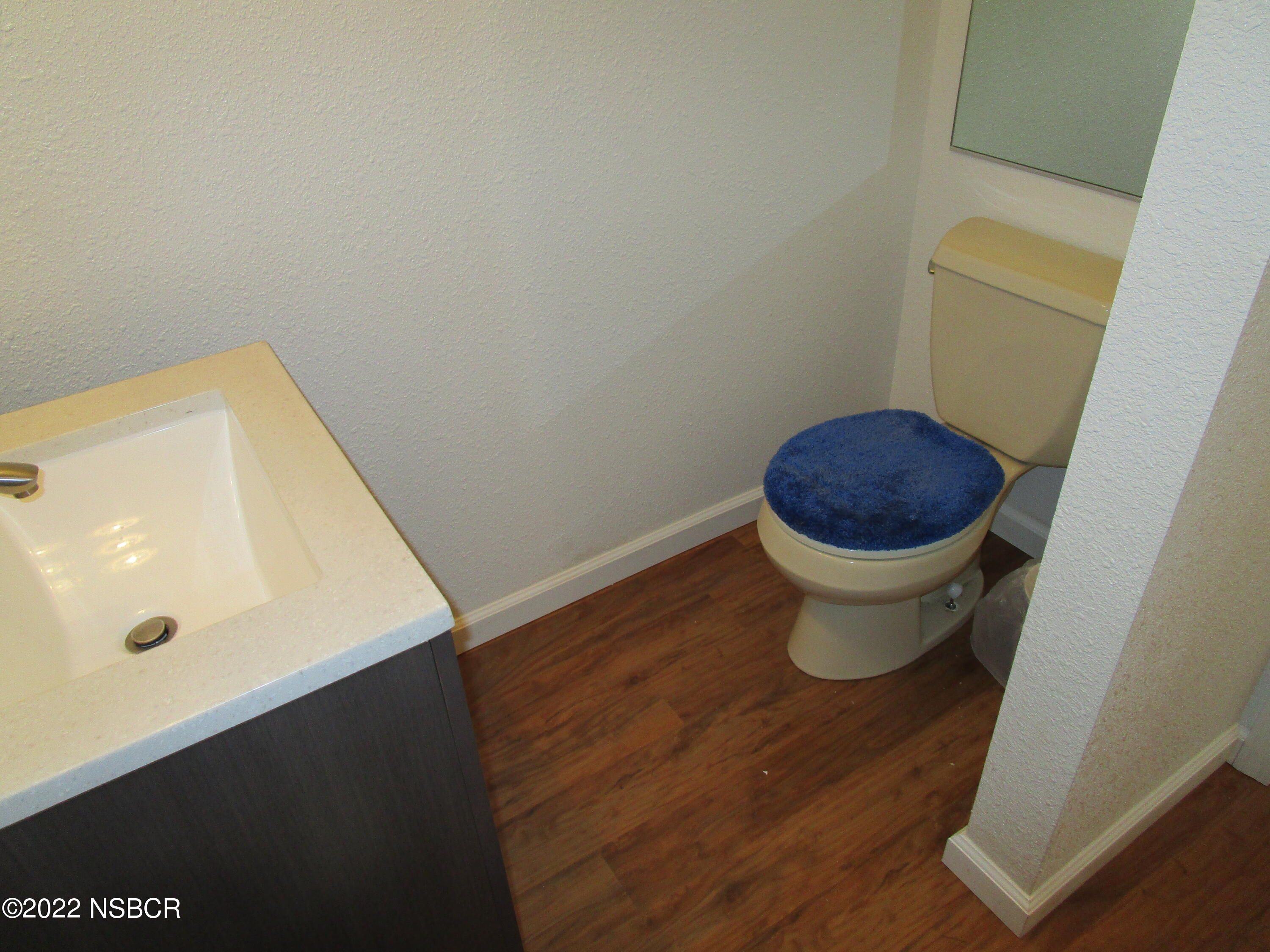 314 South I Street Lompoc, CA 93436 - Photo 45 of 60 Bathroom 2 Unit B