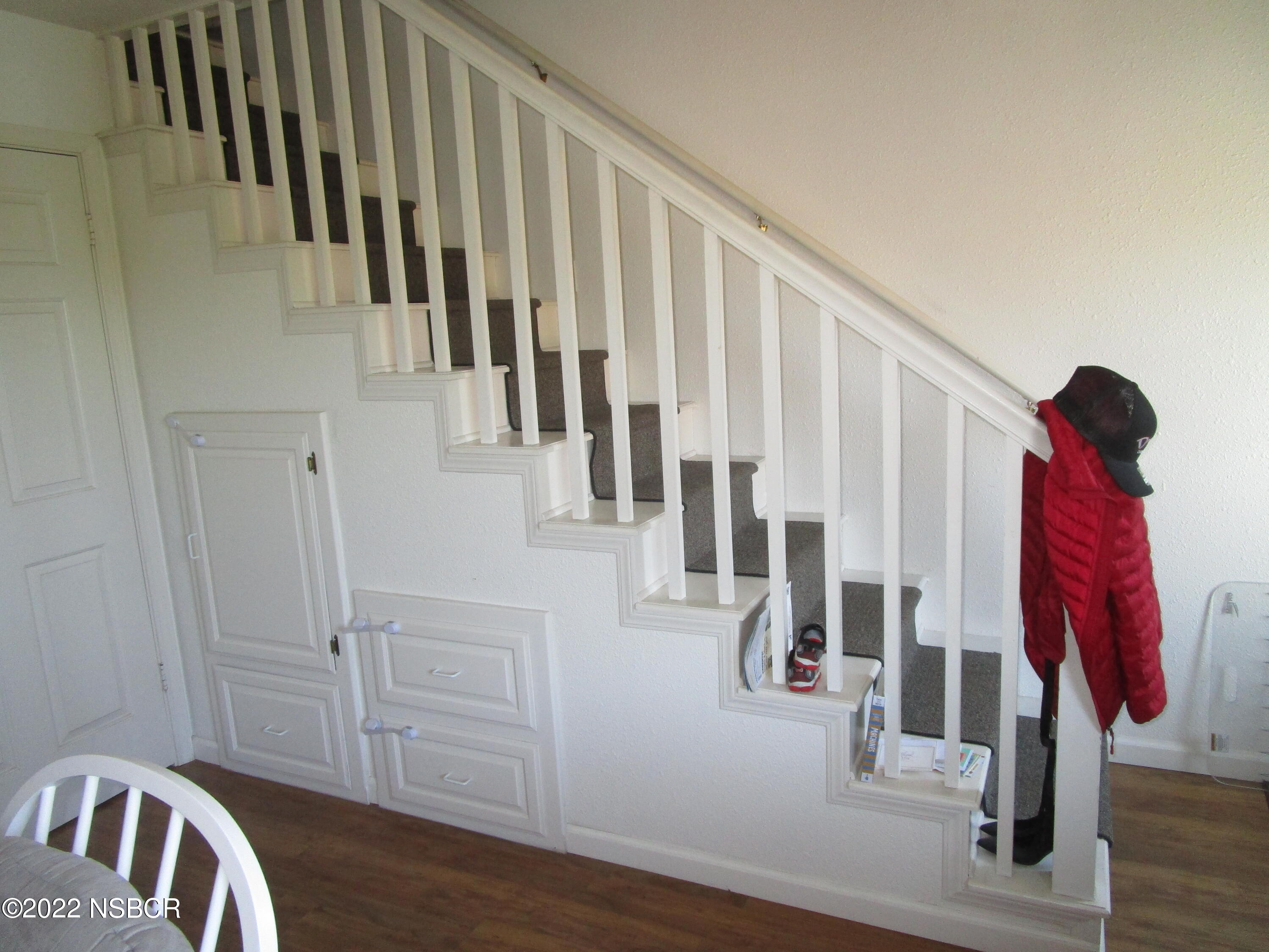 314 South I Street Lompoc, CA 93436 - Photo 46 of 60 Stairwell