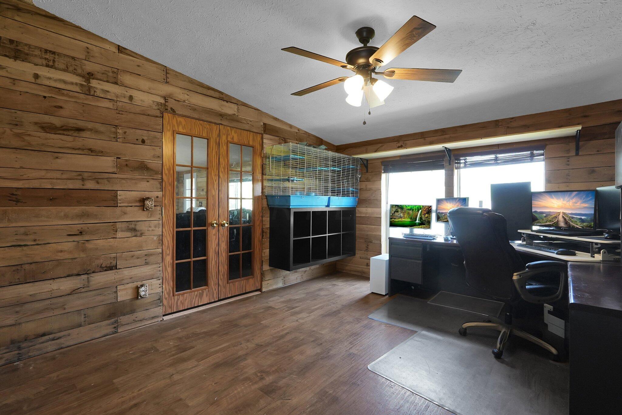 7020 York Road Southwest Pataskala, OH 43062 - Photo 12 of 27 Office
