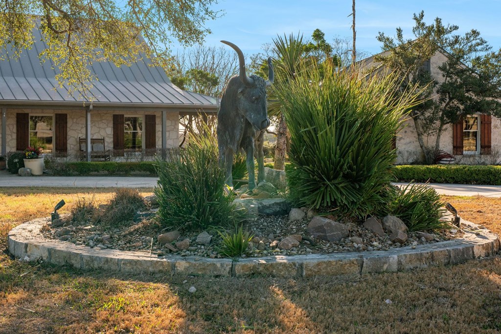 521 Bluff Creek Road North Center Point, TX 78010 - Photo 5 of 72