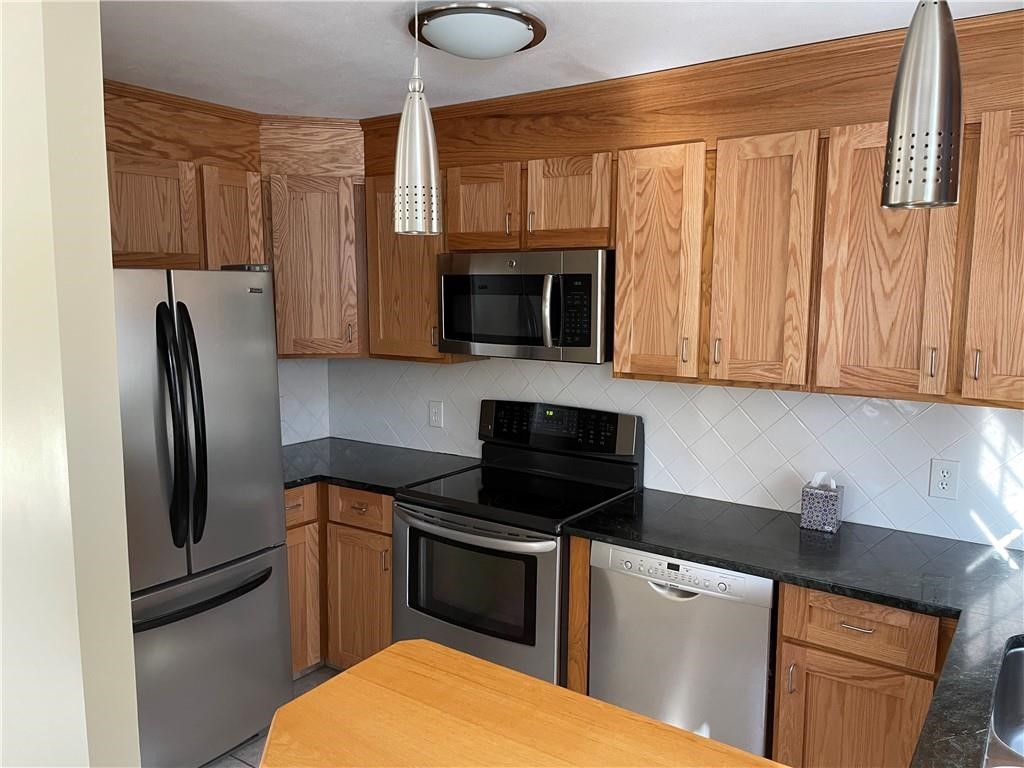 99 Post Road, Unit 2A Warwick, RI 02888 - Photo 6 of 8