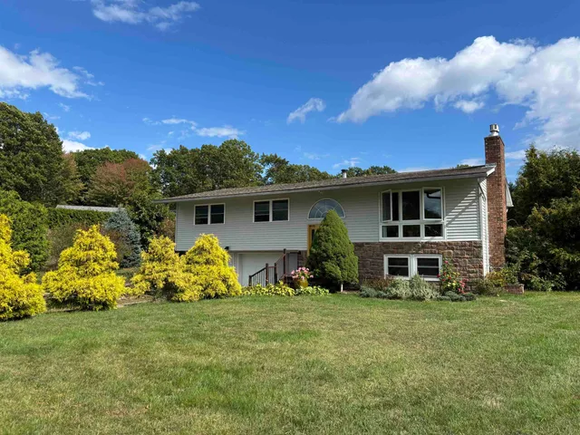 $650,000 | 68 Dunlop Way, Colchester, VT 05446