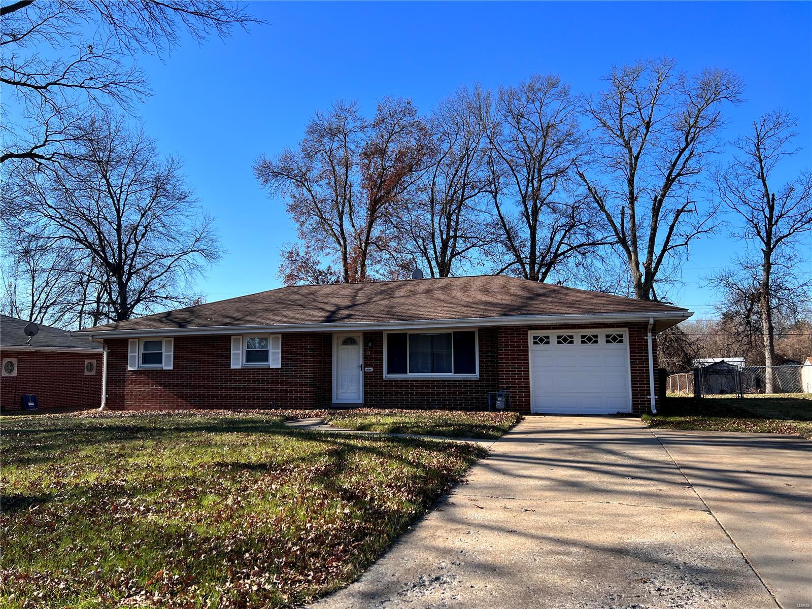 21 Buckingham Road Belleville, IL 62226 - Photo 1 of 15 Gallery Image 1