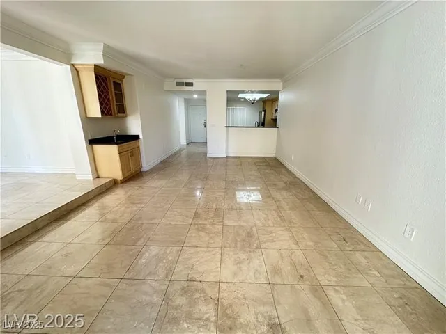 $1,600 | 270 East Flamingo Road, Unit 237, Las Vegas, NV 89169