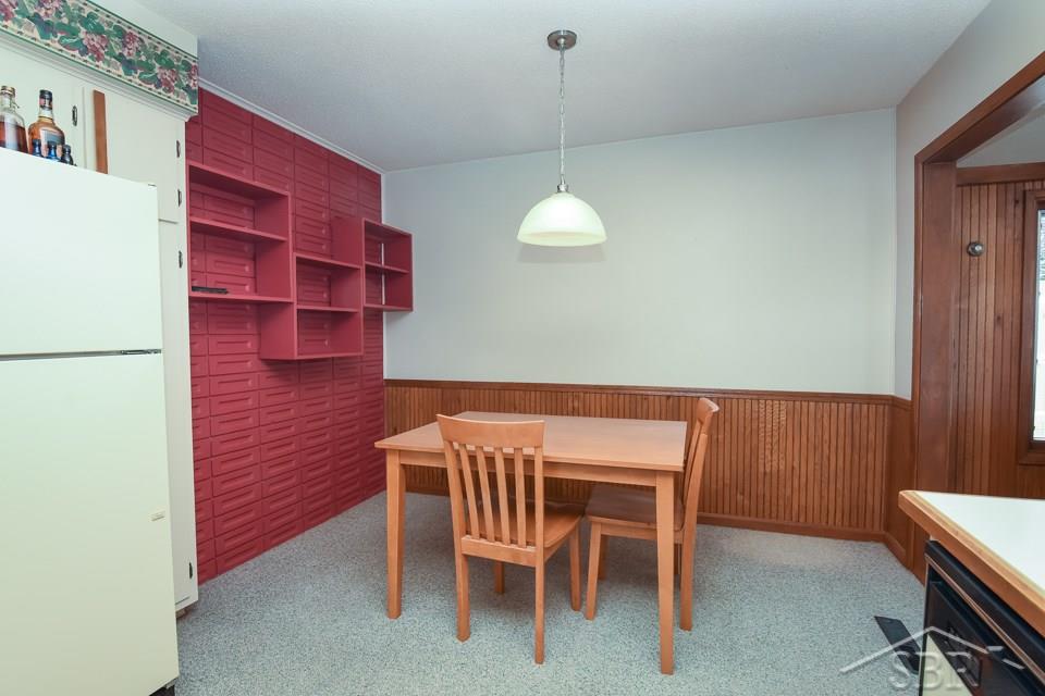 7281 Terry Road Saginaw, MI 48609 - Photo 4 of 17 31338232-3.JPG