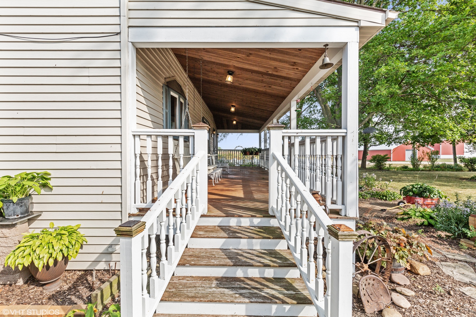 28573 Moose Range Road Sycamore, IL 60178 - Photo 19 of 52 a view of porch with seating space