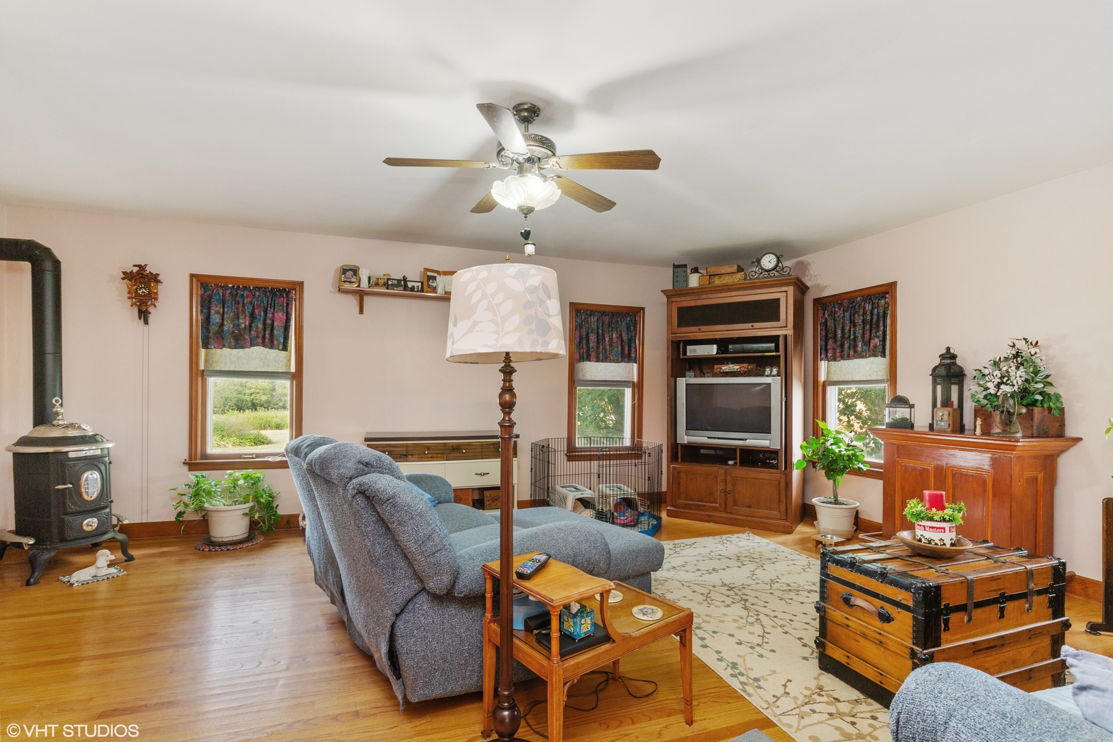 28573 Moose Range Road Sycamore, IL 60178 - Photo 28 of 52 a living room with furniture and wooden floor