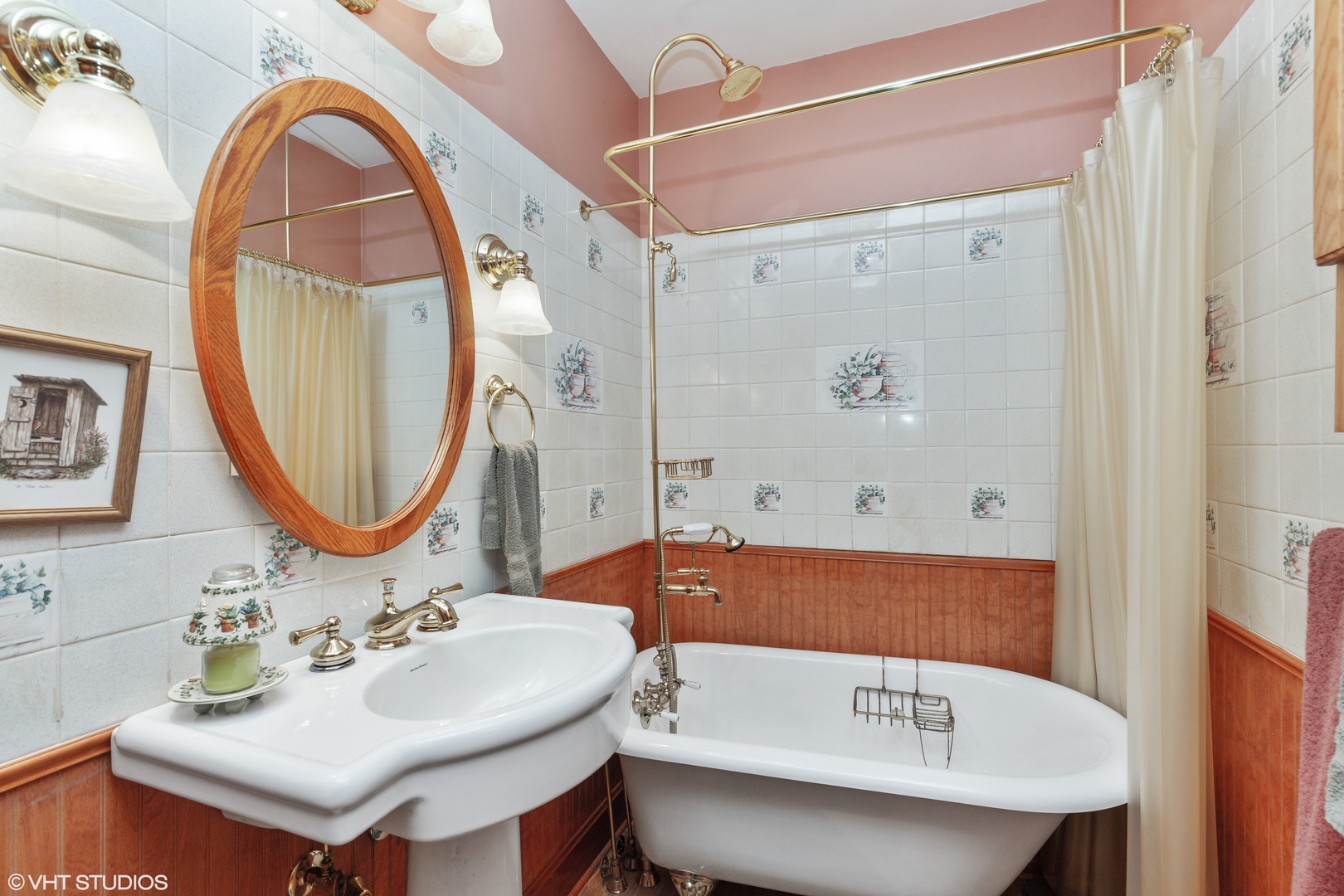 28573 Moose Range Road Sycamore, IL 60178 - Photo 31 of 52 a bathroom with a sink and a mirror
