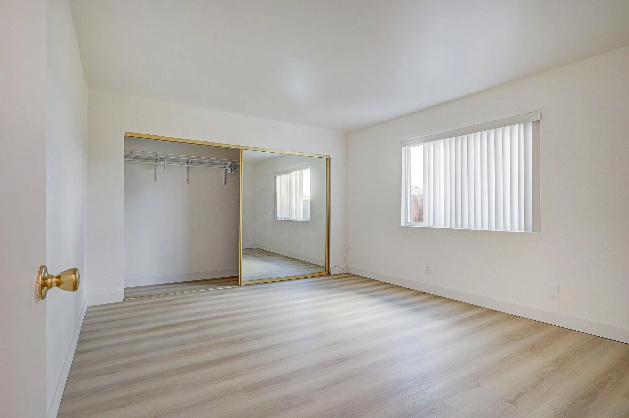 6902 Mission Gorge Road San Diego, CA 92120 - Photo 11 of 14 an empty room with windows