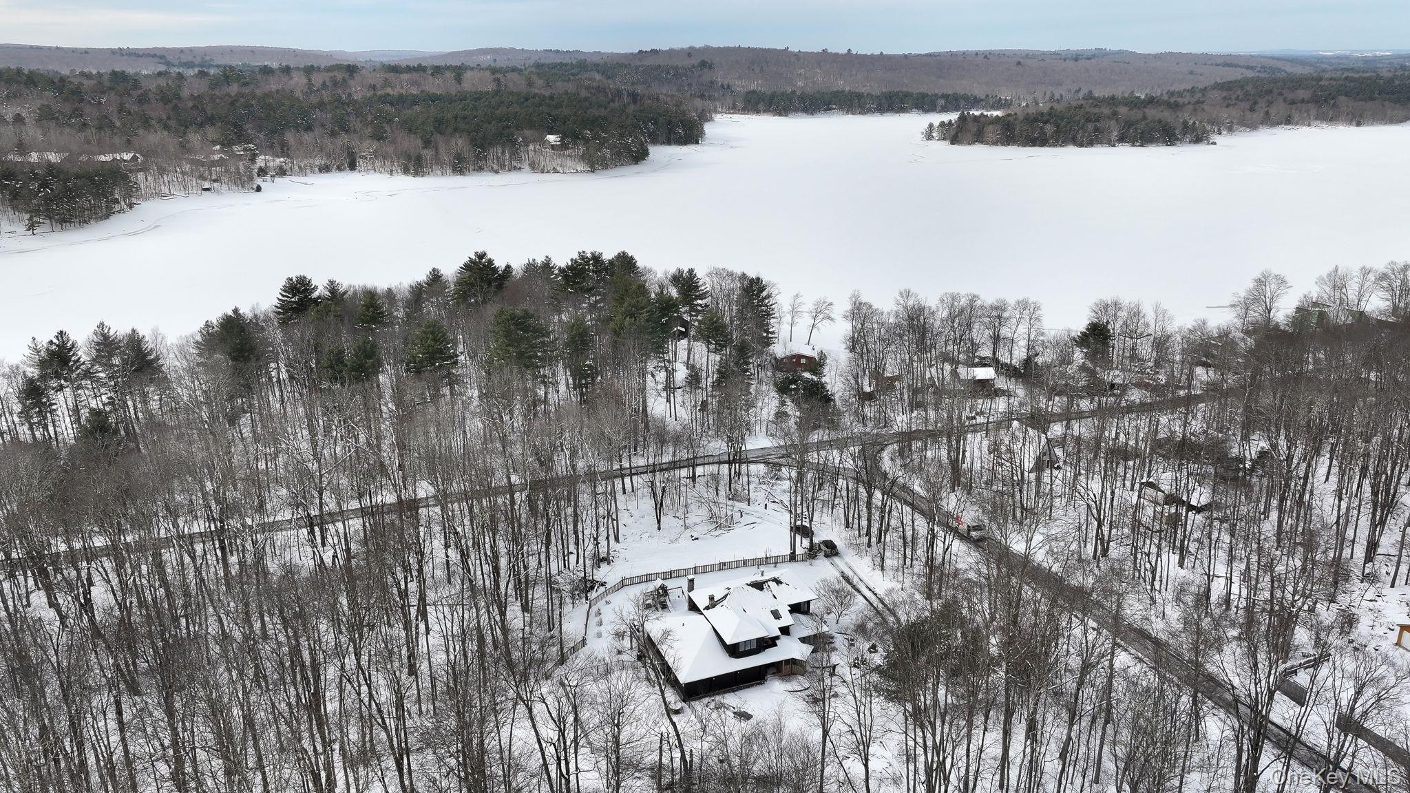 94 Starlight Road Monticello, NY 12701 - Photo 3 of 35