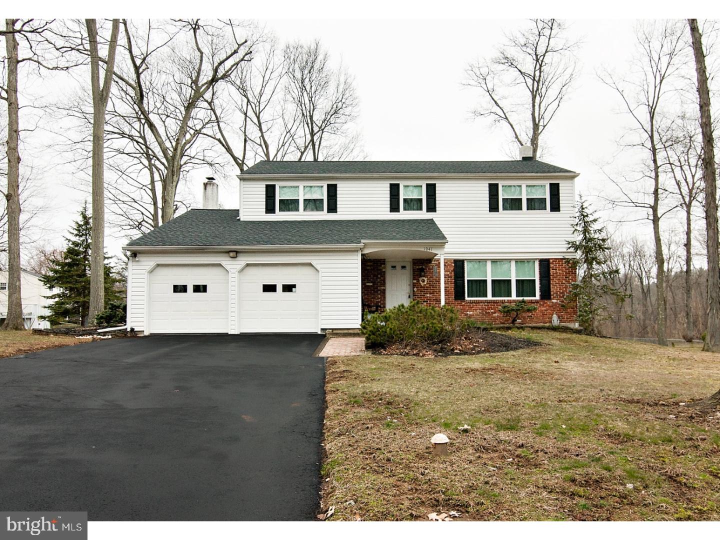 1041 Singer Lane Norristown, PA 19403 - Photo 2 of 24