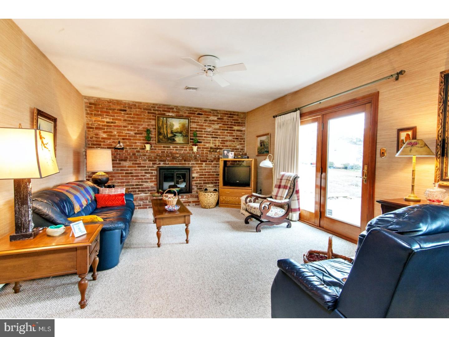 1041 Singer Lane Norristown, PA 19403 - Photo 12 of 24