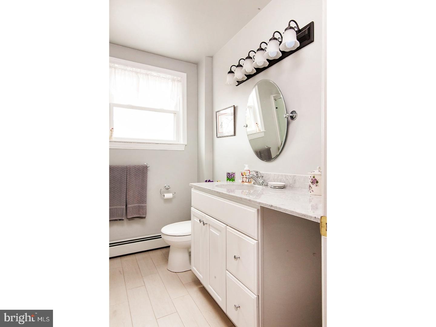 1041 Singer Lane Norristown, PA 19403 - Photo 18 of 24