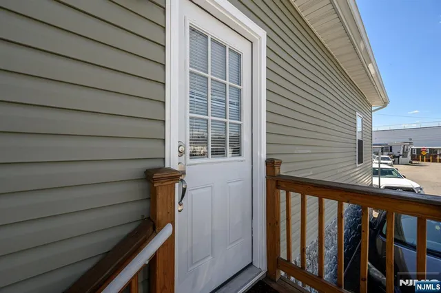 $160,000 | 1 Helen Drive, Moonachie, NJ 07074