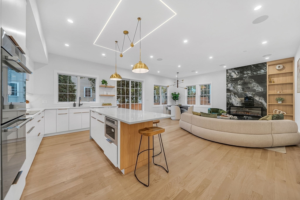 284 Nevada Street, Unit 284 Newton, MA 02460 - Photo 7 of 29