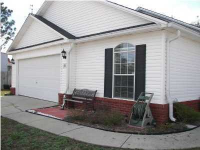 15 Courtney Lane Crestview, FL 32539 - Photo 1 of 9 Gallery Image 1