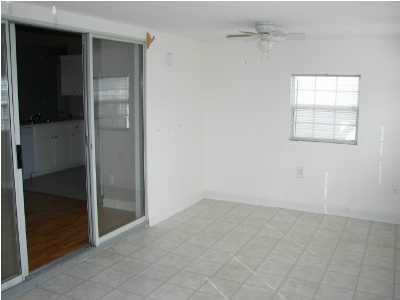 15 Courtney Lane Crestview, FL 32539 - Photo 6 of 9 Gallery Image 6