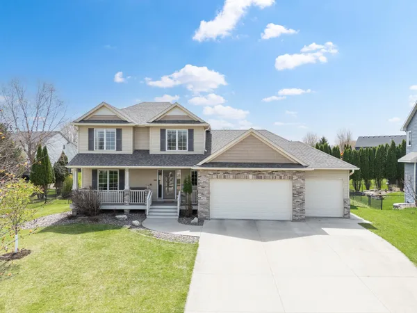 $575,000 | 3482 Woodstone Drive Southwest, Rochester, MN 55902