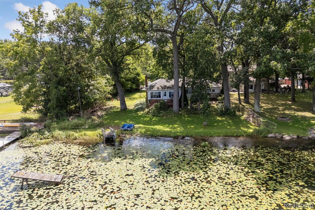 2296 Grove Park Road Fenton, MI 48430 - Photo 39 of 49