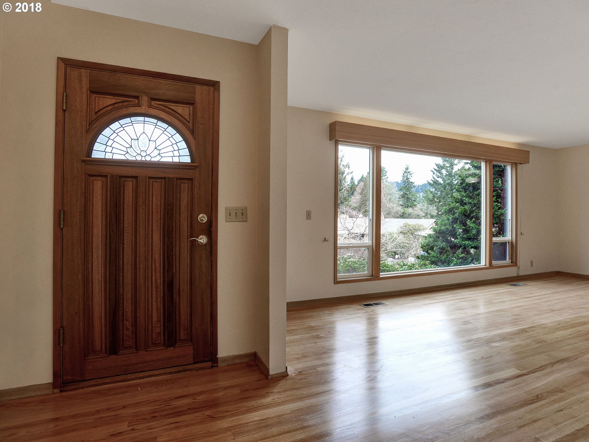 3522 Southwest Iowa Street Portland, OR 97221 - Photo 2 of 28 Gallery Image 2