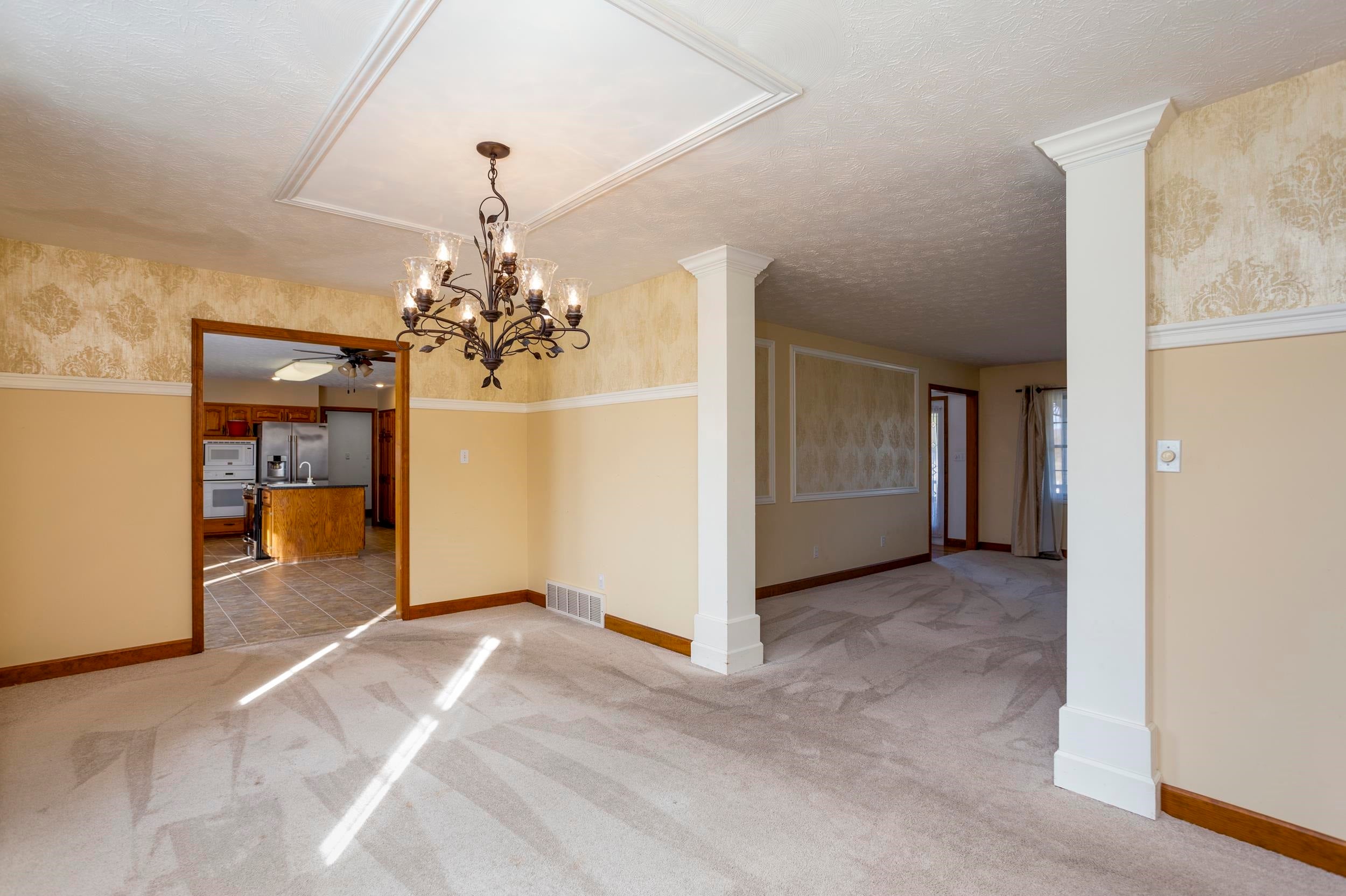 6025 Hubbards Branch Road Huntington, WV 25704 - Photo 13 of 32 Gallery Image 13