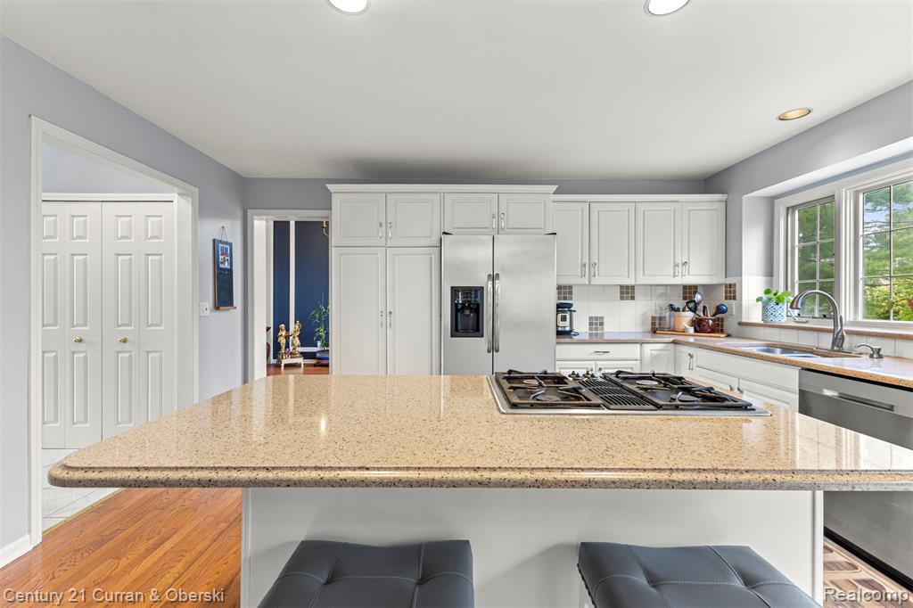 756 Sandalwood Road Canton, MI 48188 - Photo 11 of 65