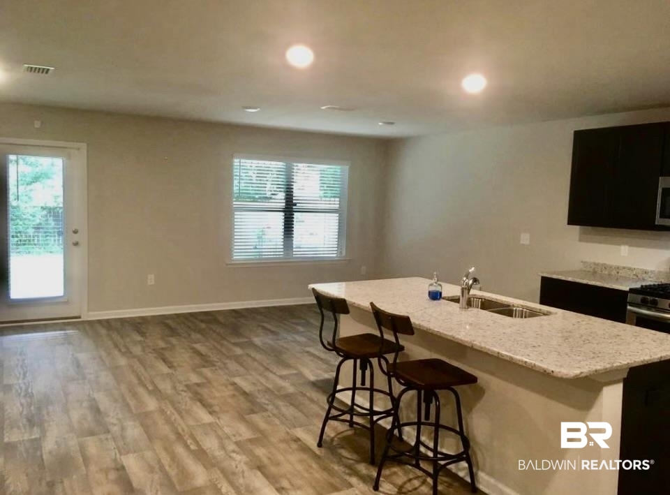 8220 Irwin Loop Daphne, AL 36526 - Photo 4 of 20