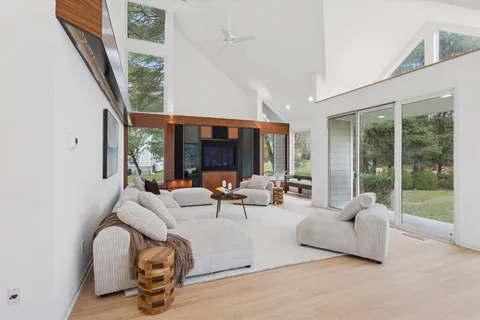 $995,000 | 49 Alexandra Drive, Stamford, CT 06903