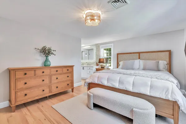$1,575,000 | 229 South Sea Avenue, West Yarmouth, MA 02673