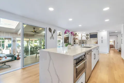 $1,575,000 | 229 South Sea Avenue, West Yarmouth, MA 02673