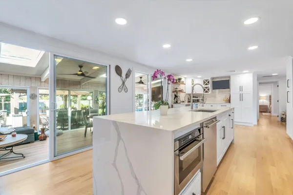 $1,575,000 | 229 South Sea Avenue, West Yarmouth, MA 02673