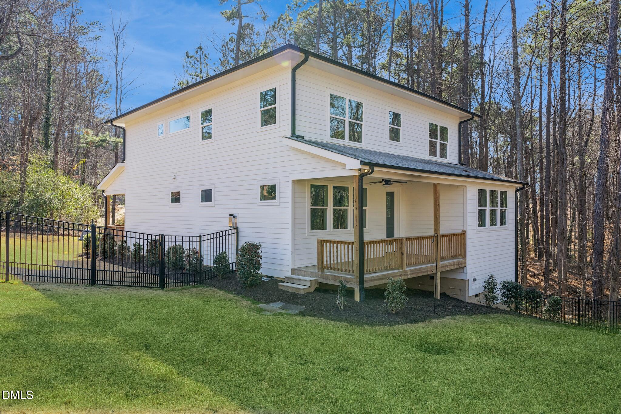 4706 Highview Place Raleigh, NC 27606 - Photo 33 of 38 DSC08576