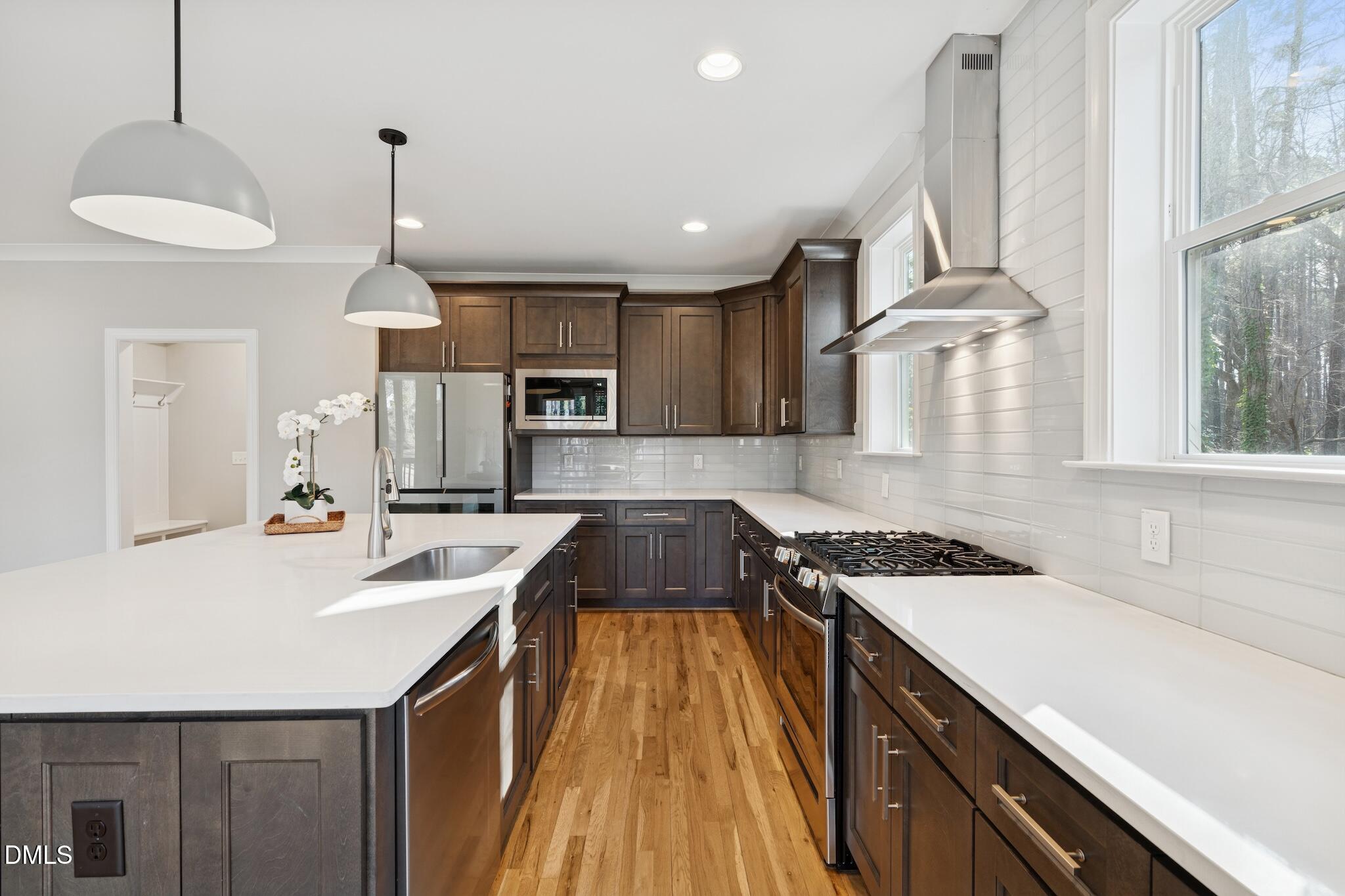 4706 Highview Place Raleigh, NC 27606 - Photo 7 of 35 DSC08821