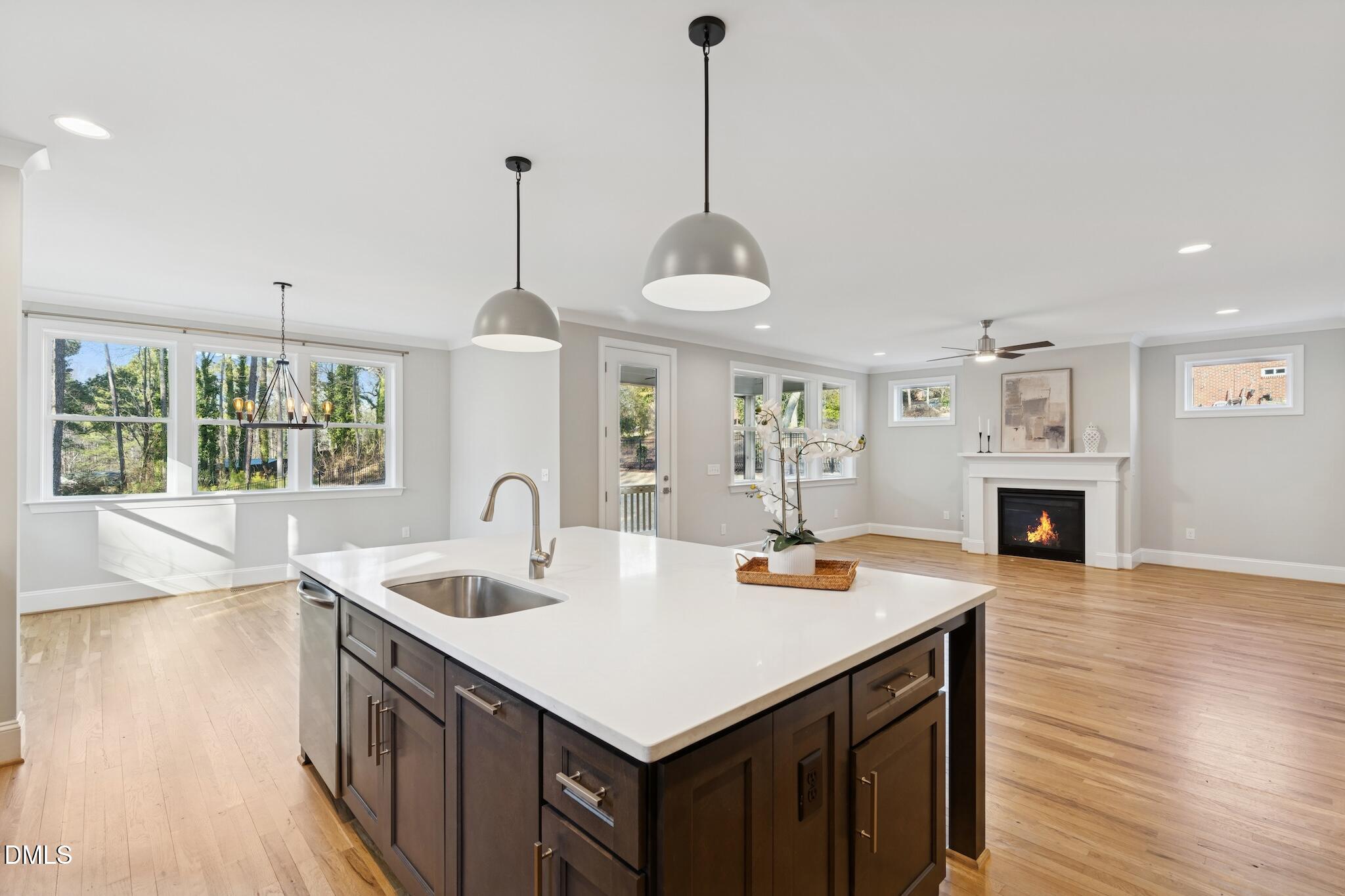 4706 Highview Place Raleigh, NC 27606 - Photo 8 of 35 DSC08871