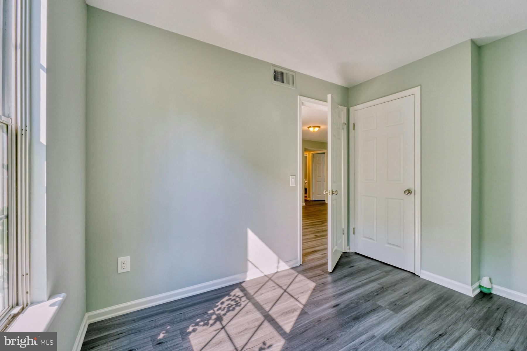 114 Fort Evans Road Southeast, Unit B Leesburg, VA 20175 - Photo 14 of 28 Gallery Image 14