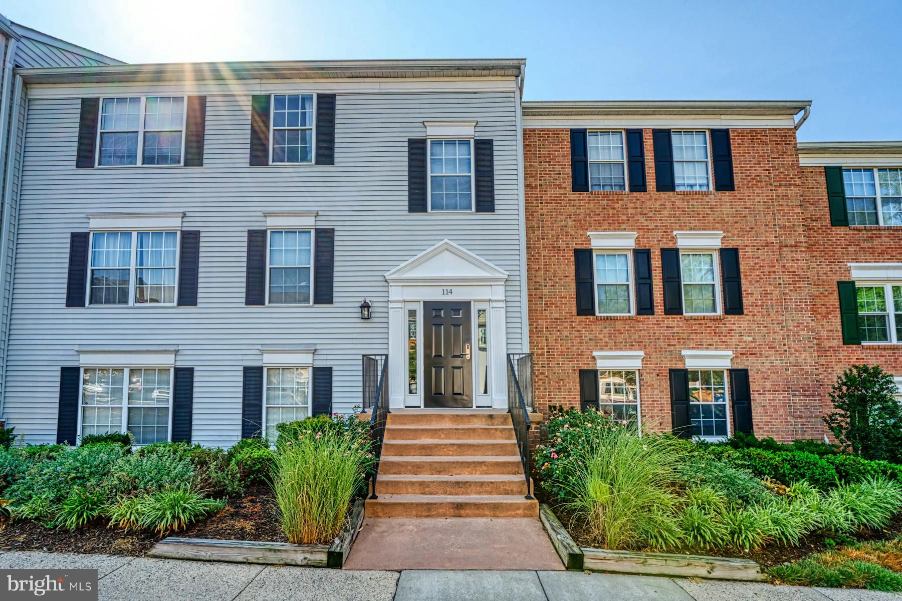 114 Fort Evans Road Southeast, Unit B Leesburg, VA 20175 - Photo 2 of 28 Gallery Image 2