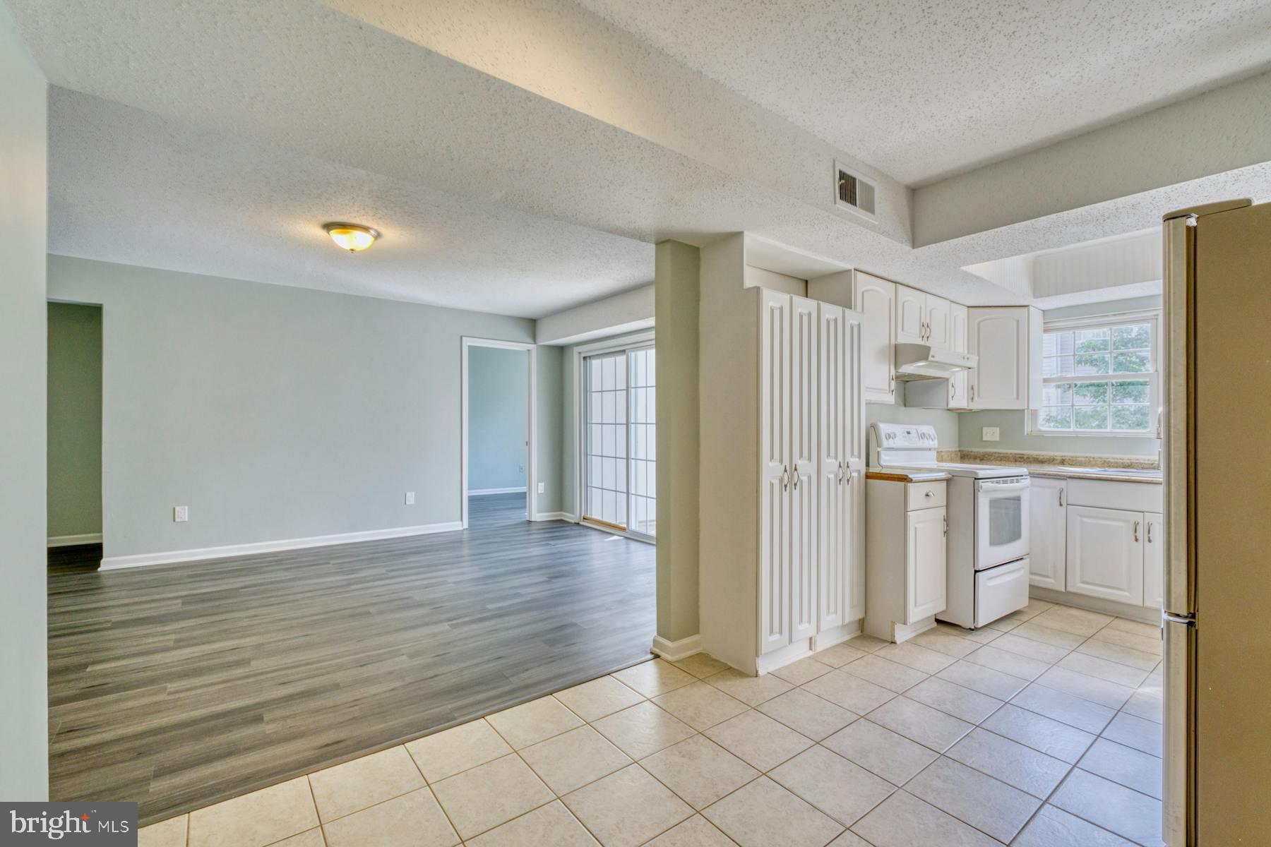 114 Fort Evans Road Southeast, Unit B Leesburg, VA 20175 - Photo 10 of 28 Gallery Image 10