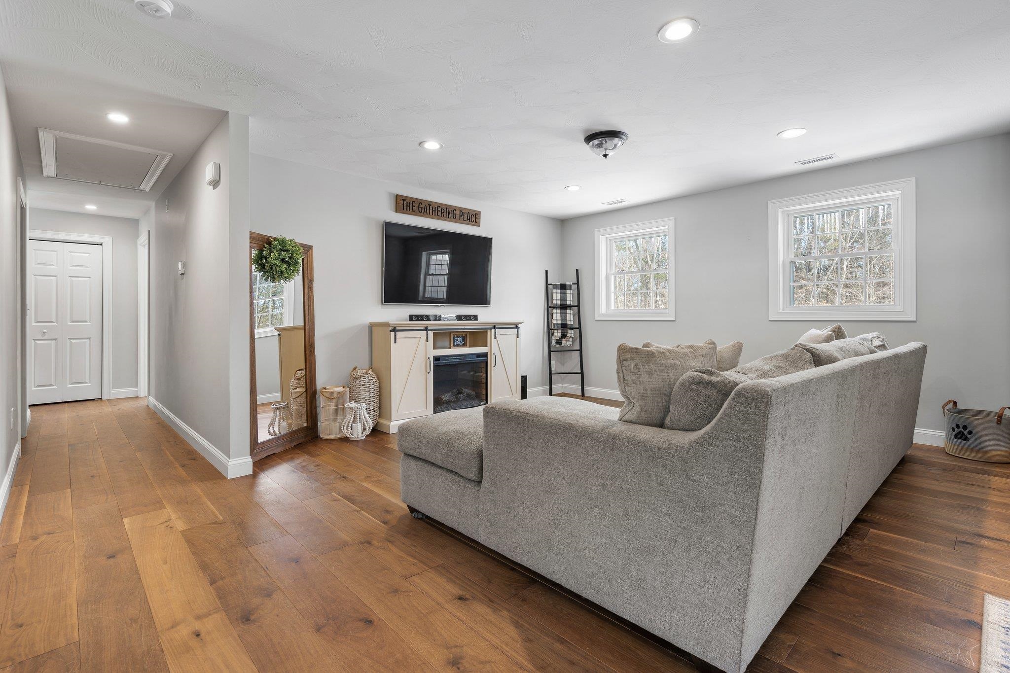 33 Cypress Circle, Unit 33 Exeter, NH 03833 - Photo 11 of 38