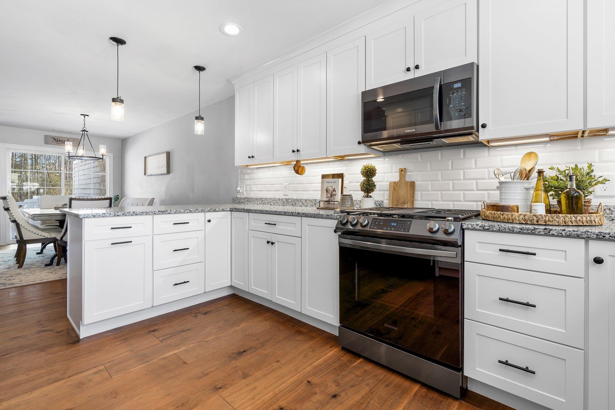 33 Cypress Circle, Unit 33 Exeter, NH 03833 - Photo 3 of 38