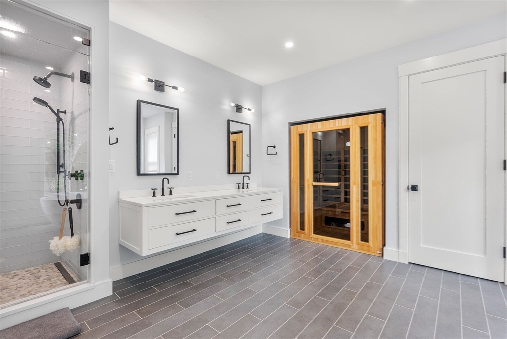 5 Cliff Road Wellesley, MA 02481 - Photo 22 of 42