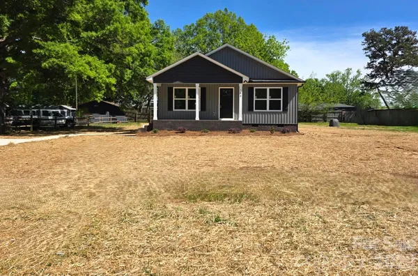 $299,900 | 213 Swink Avenue, Salisbury, NC 28147