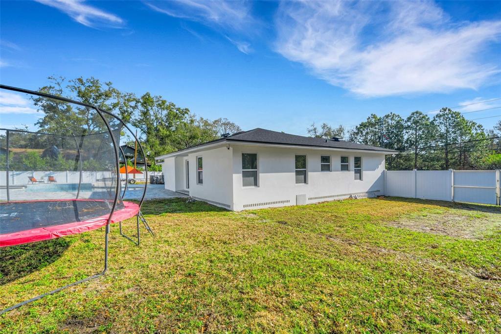 10016 Ridge Road Seminole, FL 33772 - Photo 35 of 44