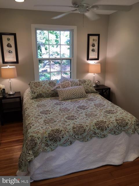 511 Mansfield Road Silver Spring, MD 20910 - Photo 17 of 29 a bedroom with a bed and a window