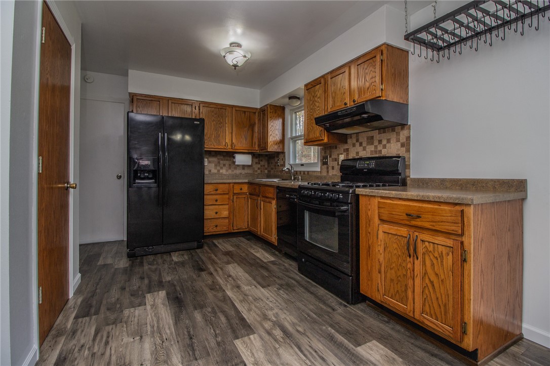 707 Prairie Street Altamont, IL 62411 - Photo 4 of 15